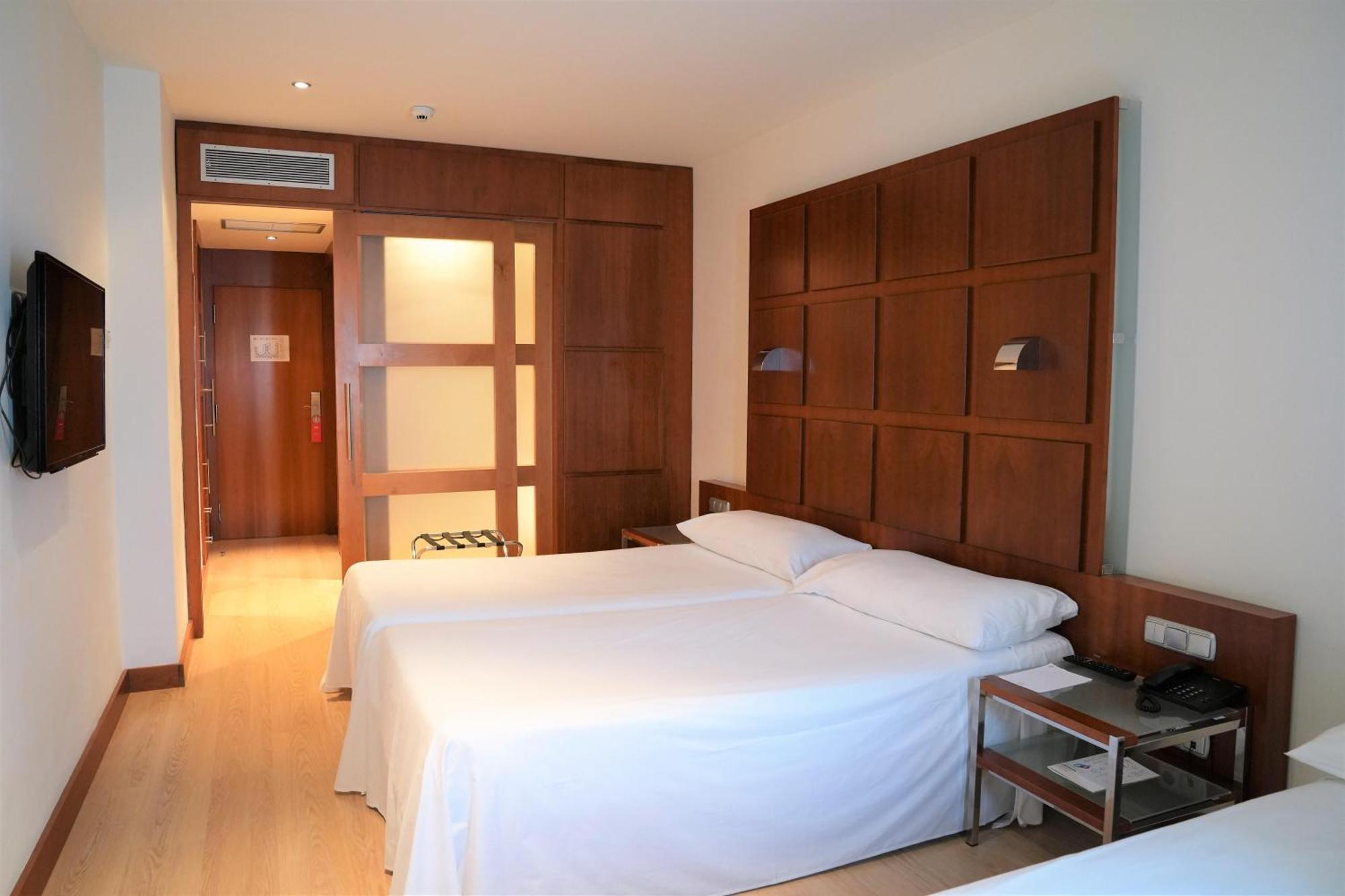Port Azafata Valencia Hotell Manises Exteriör bild